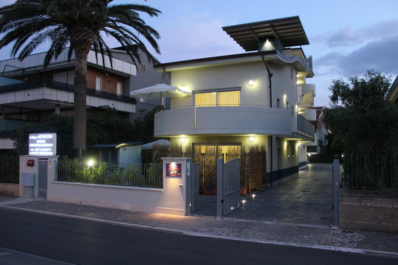 Apartament Residenza Alpaluba Vasto Zewnętrze zdjęcie